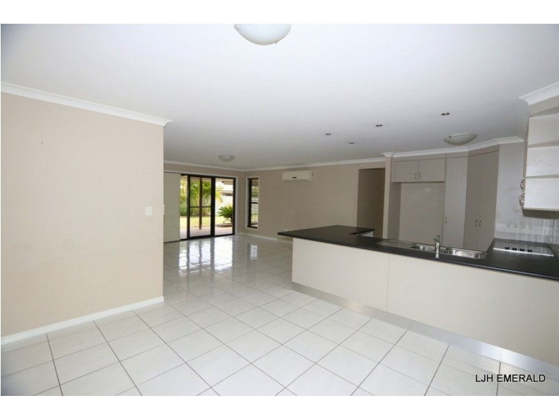 5 Moriarty Street, Emerald QLD 4720