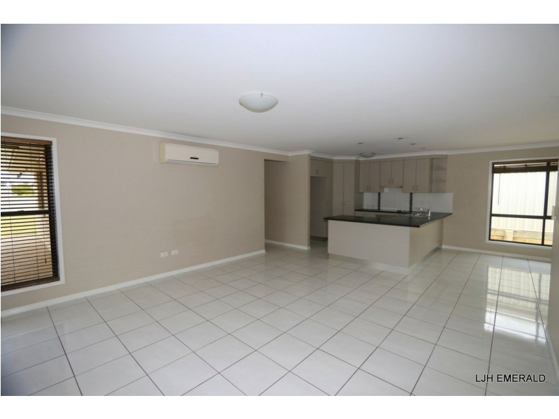 5 Moriarty Street, Emerald QLD 4720