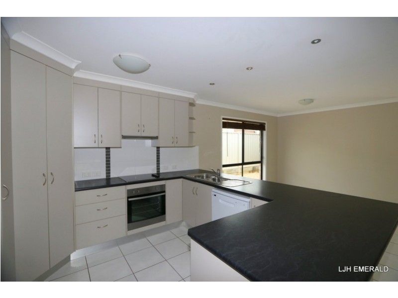 5 Moriarty Street, Emerald QLD 4720