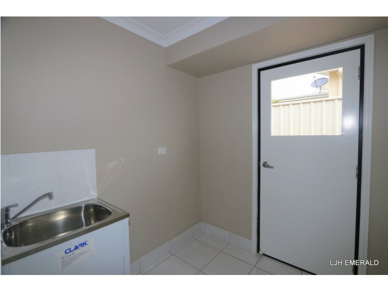 5 Moriarty Street, Emerald QLD 4720