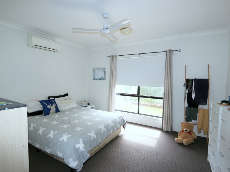 10 Paperbark Place, Emerald QLD 4720