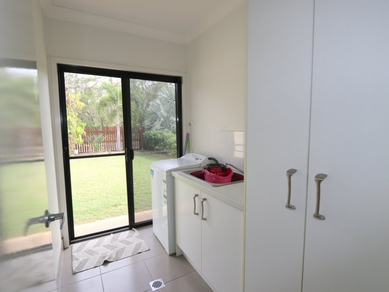 10 Paperbark Place, Emerald QLD 4720