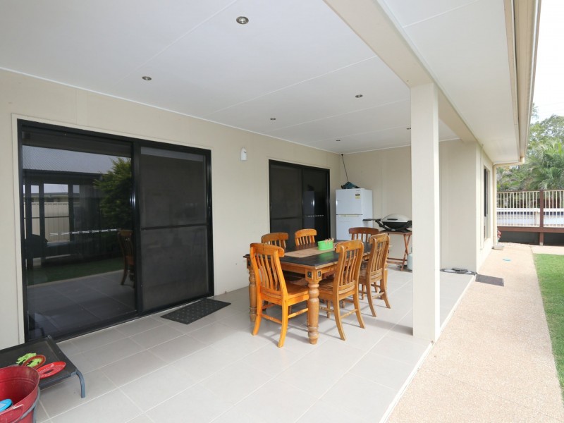 10 Paperbark Place, Emerald QLD 4720