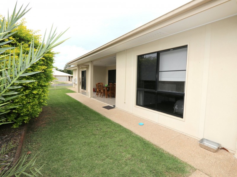 10 Paperbark Place, Emerald QLD 4720