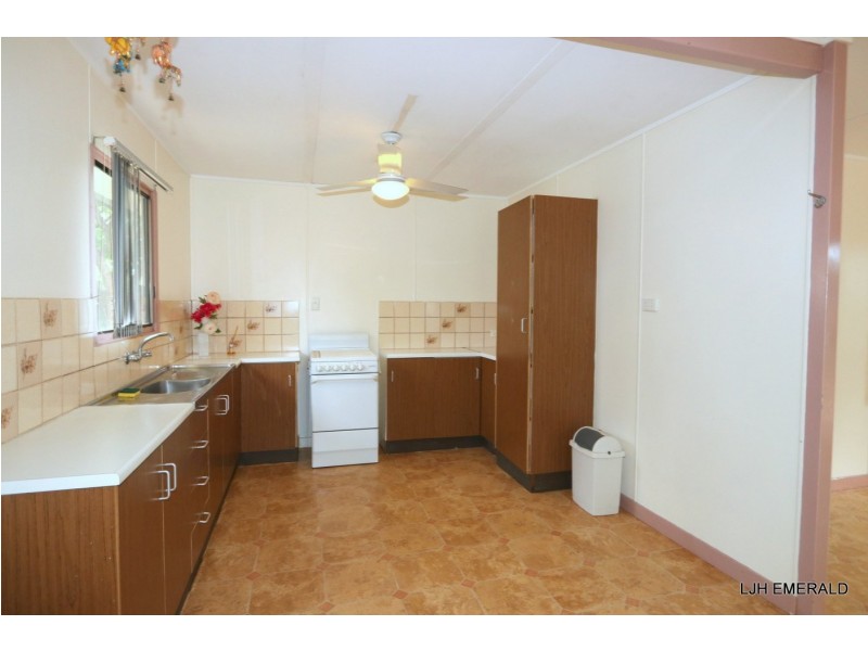 13a Brief Street, Emerald QLD 4720