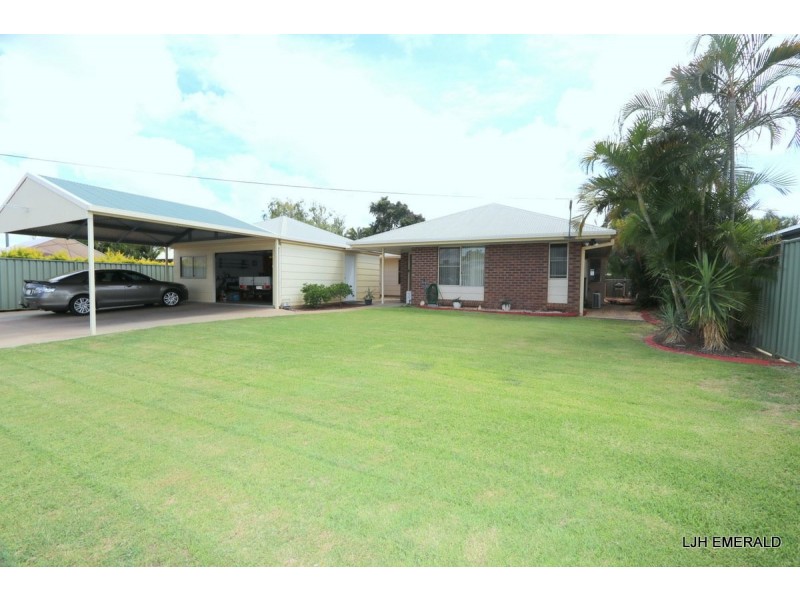 9 Jacqueline Drive, Emerald QLD 4720