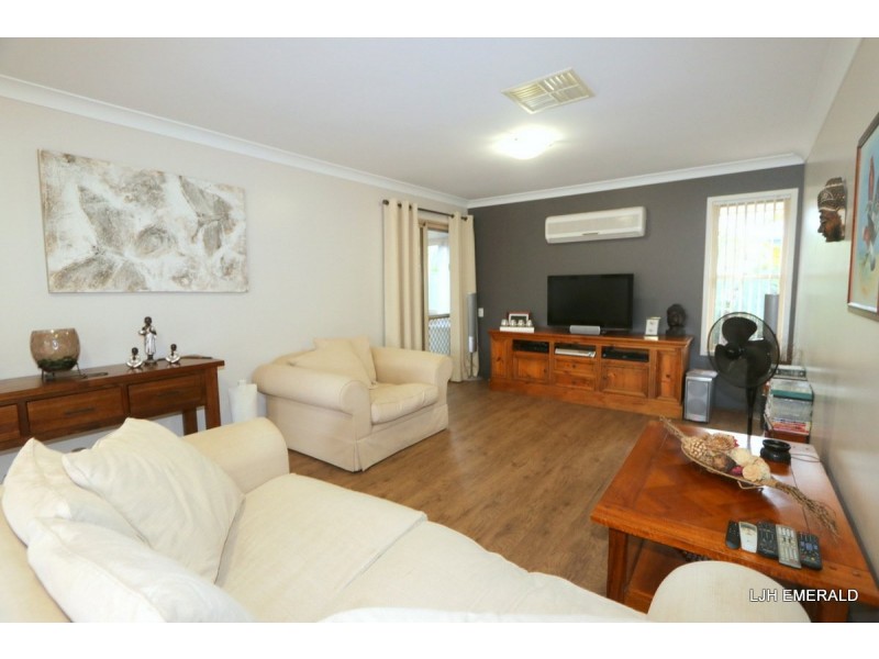 9 Jacqueline Drive, Emerald QLD 4720