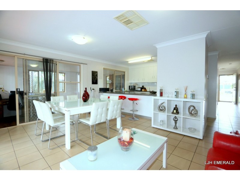 9 Jacqueline Drive, Emerald QLD 4720
