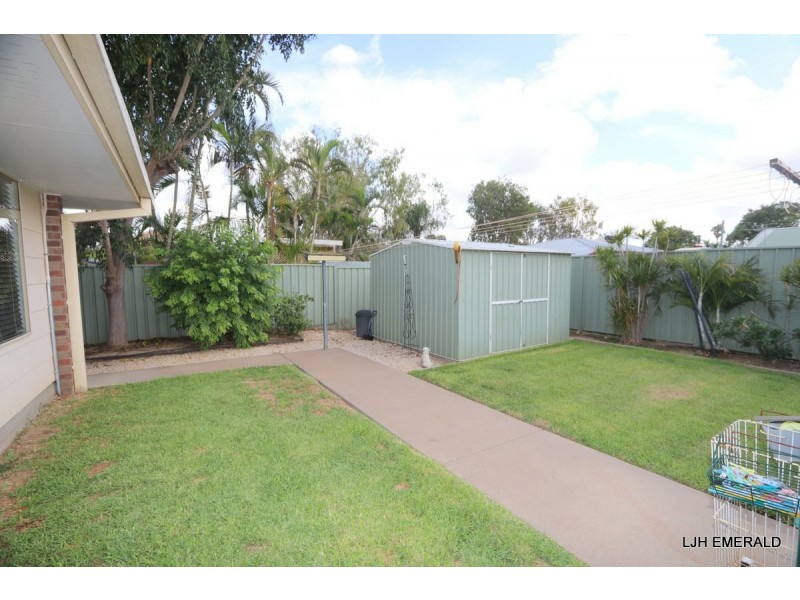 9 Jacqueline Drive, Emerald QLD 4720