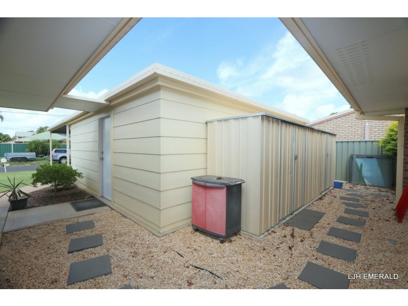 9 Jacqueline Drive, Emerald QLD 4720