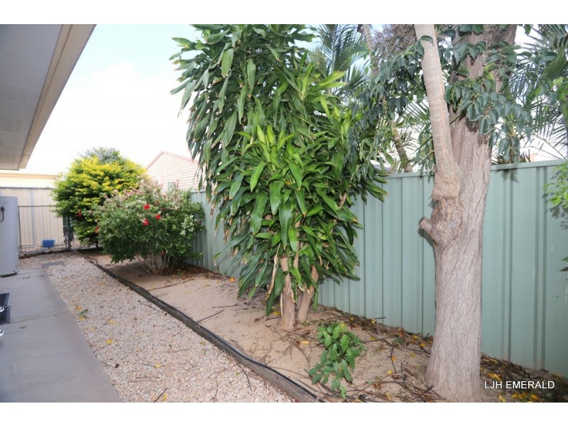 9 Jacqueline Drive, Emerald QLD 4720