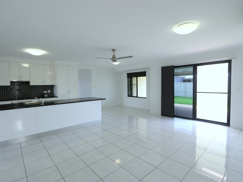 17 Berthun Street, Emerald QLD 4720