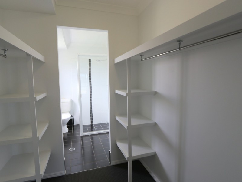 17 Berthun Street, Emerald QLD 4720