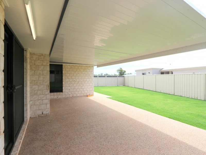 17 Berthun Street, Emerald QLD 4720