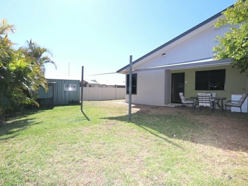 11B Brokenwood Street, Emerald QLD 4720