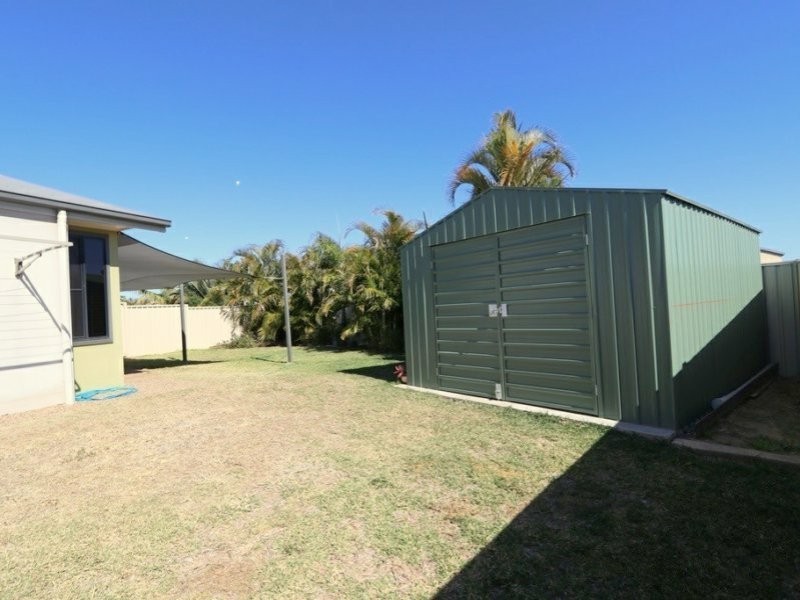 11B Brokenwood Street, Emerald QLD 4720