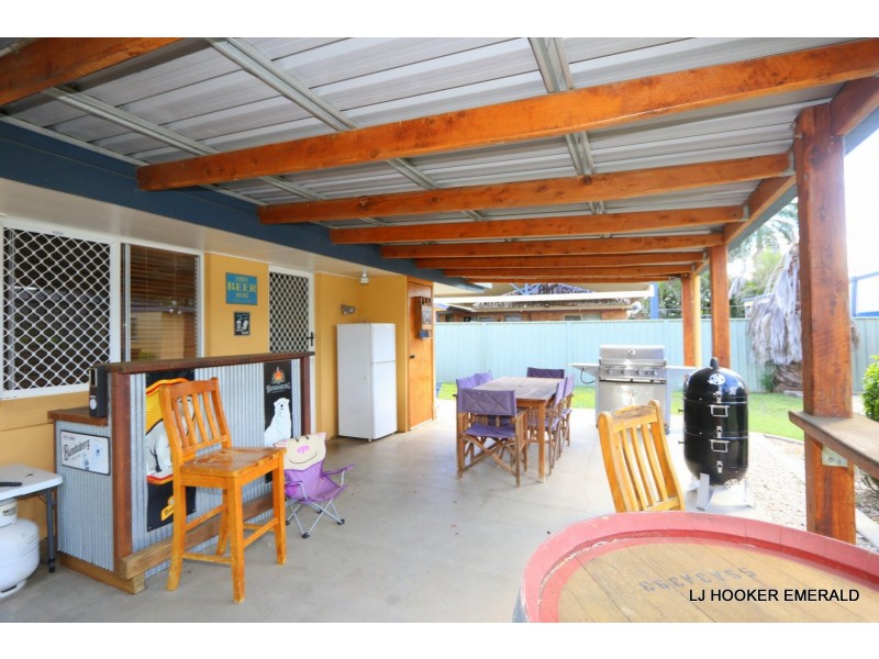 38 Barry Street, Emerald QLD 4720