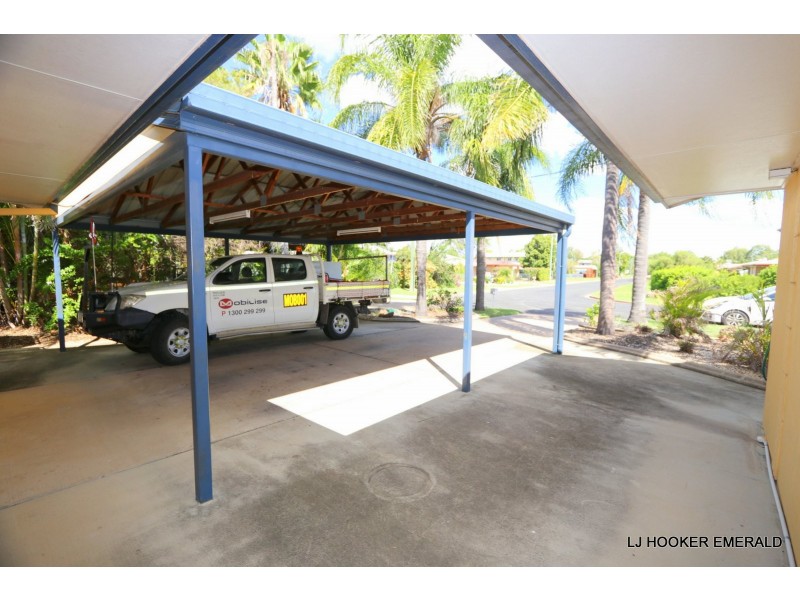 38 Barry Street, Emerald QLD 4720