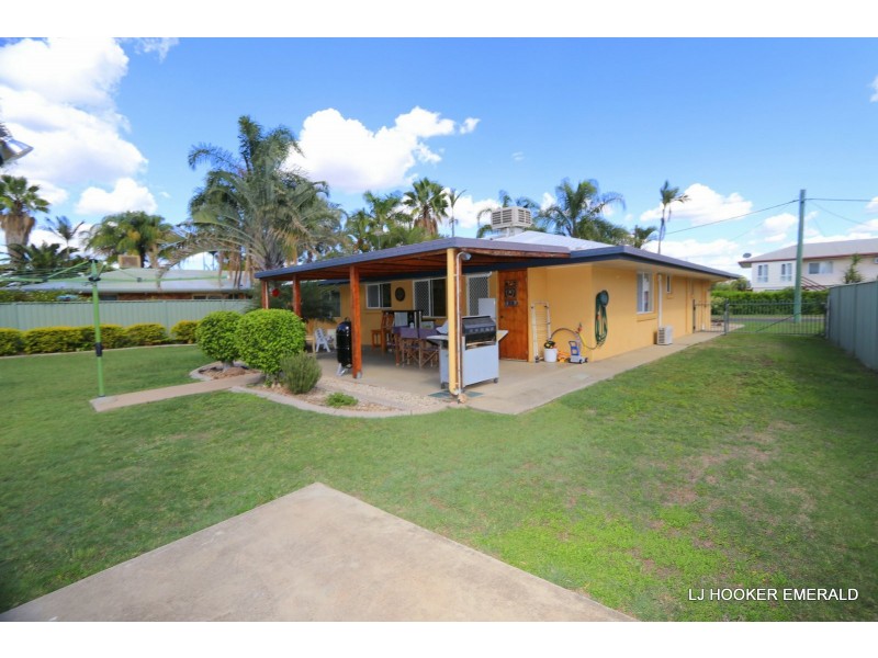 38 Barry Street, Emerald QLD 4720