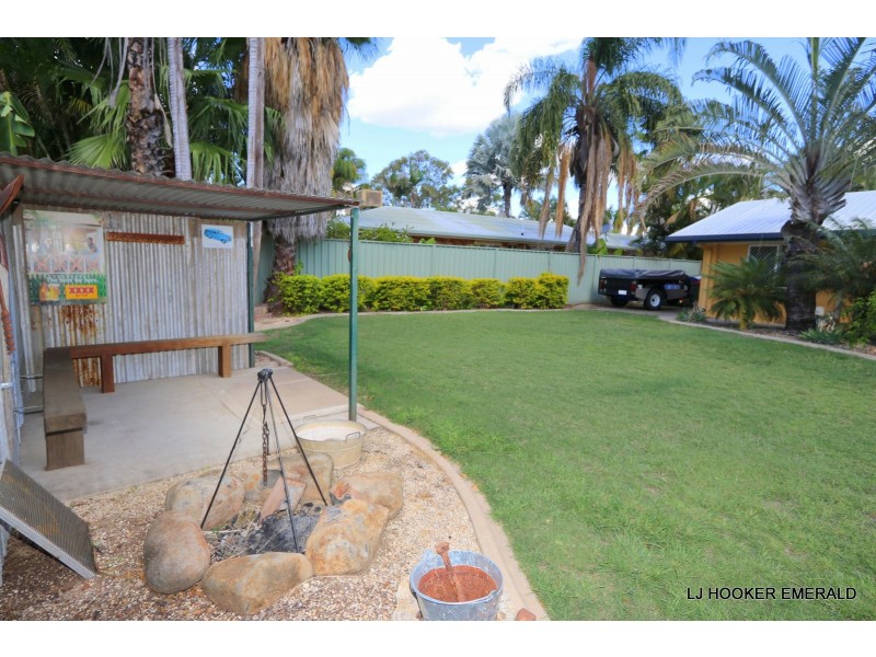 38 Barry Street, Emerald QLD 4720