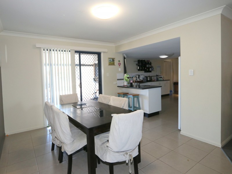 22 Crinum Crescent, Emerald QLD 4720