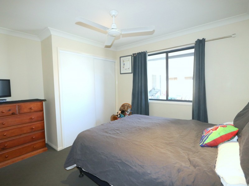 22 Crinum Crescent, Emerald QLD 4720