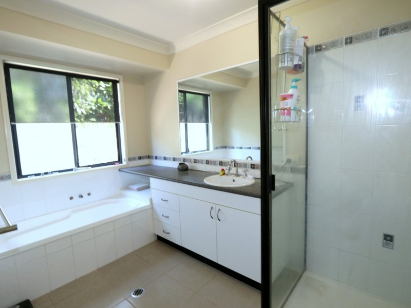 22 Crinum Crescent, Emerald QLD 4720