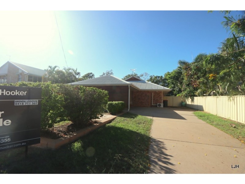 10 Peggy Court, Emerald QLD 4720