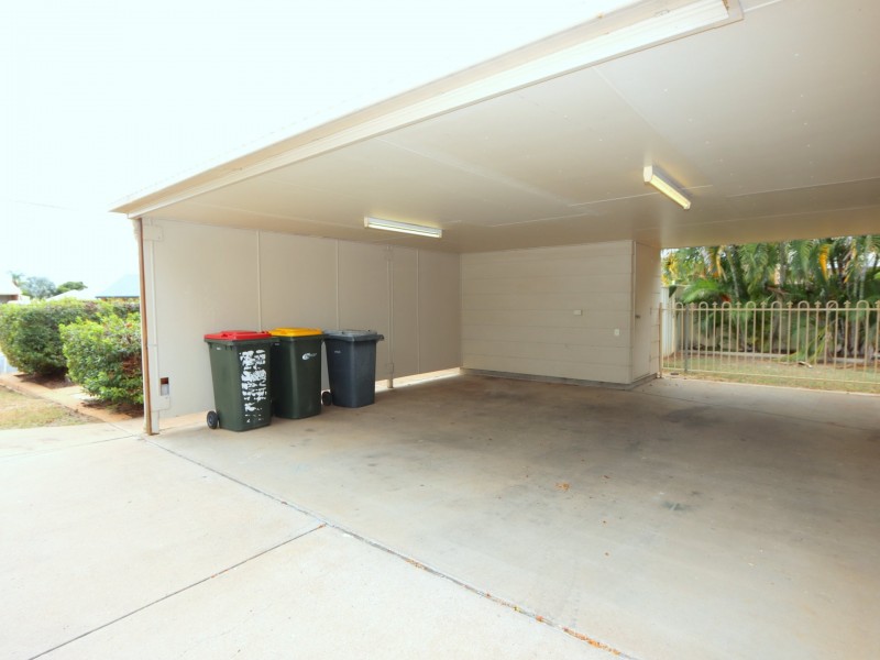 10 Peggy Court, Emerald QLD 4720