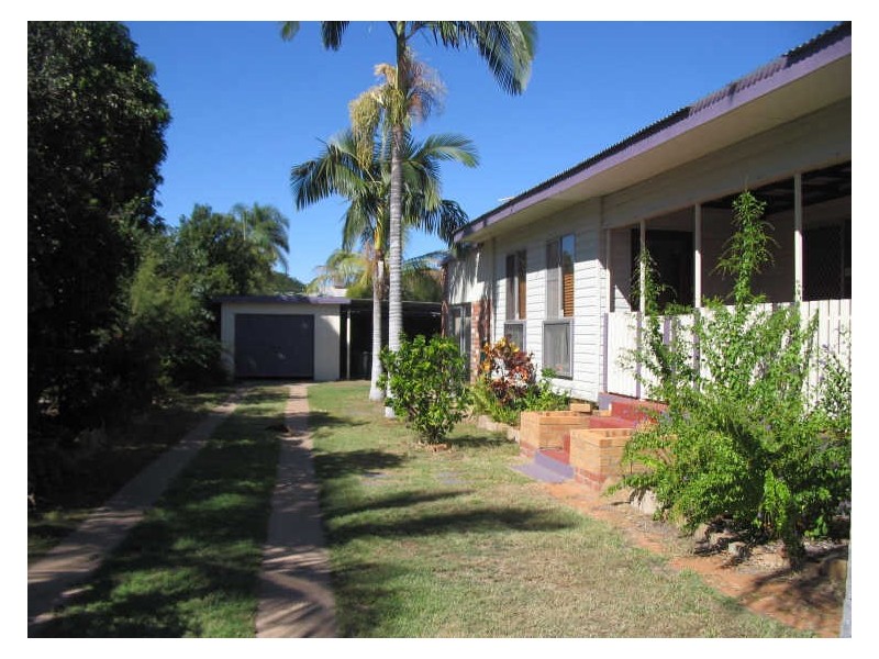 32 Retro Street,, Emerald QLD 4720