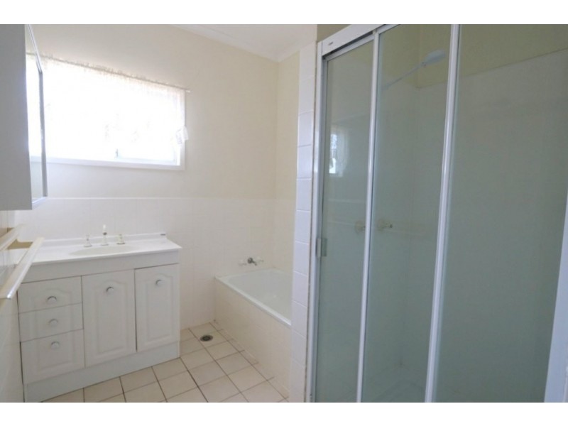 20 Bridgeman Street, Emerald QLD 4720