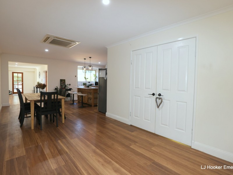 6 Cunningham Dr, Emerald QLD 4720