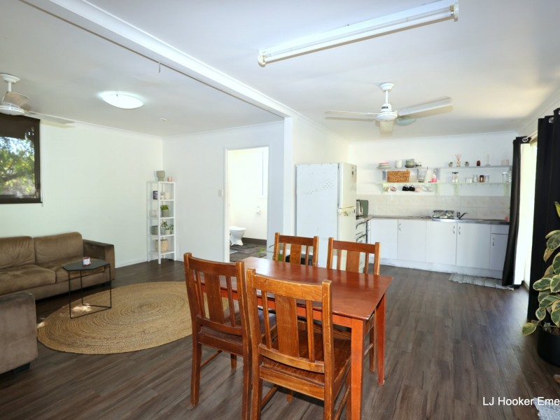 6 Cunningham Dr, Emerald QLD 4720