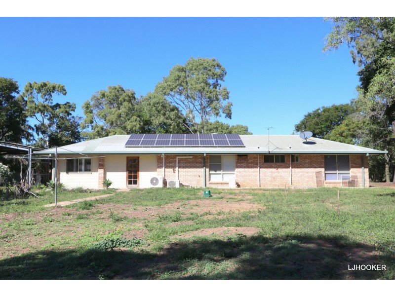 6 Cunningham Dr, Emerald QLD 4720