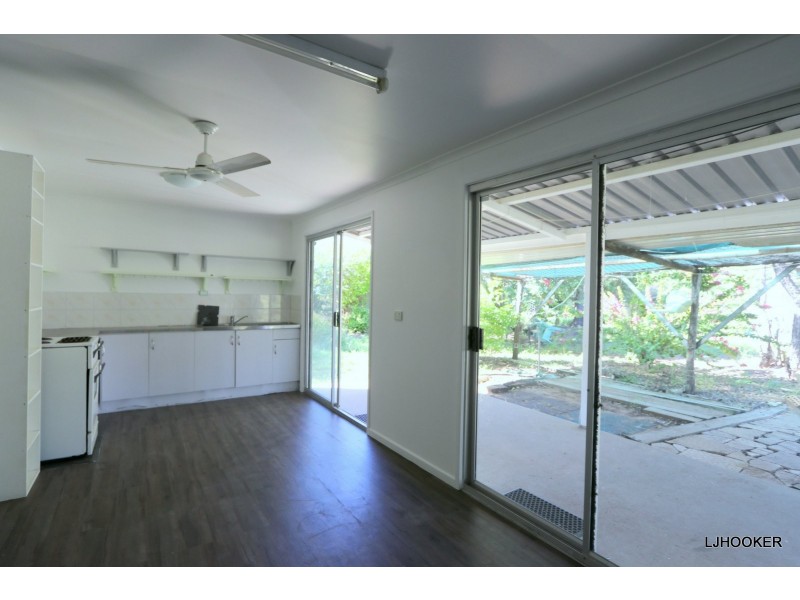6 Cunningham Dr, Emerald QLD 4720