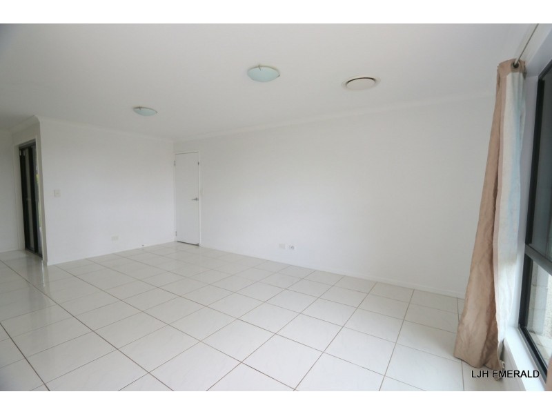6 Spellman Street, Emerald QLD 4720