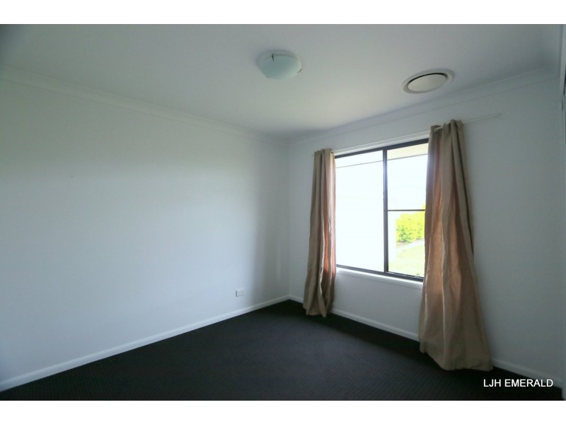 6 Spellman Street, Emerald QLD 4720