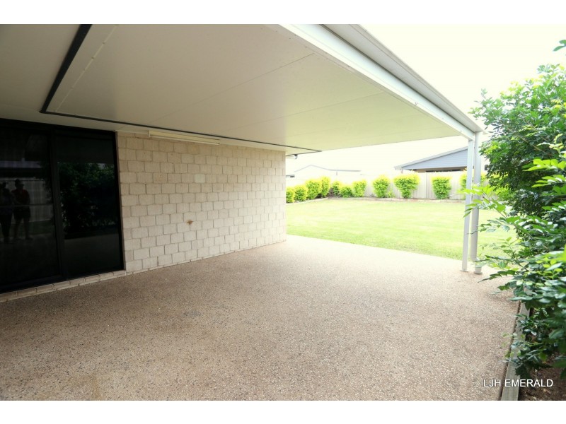 6 Spellman Street, Emerald QLD 4720