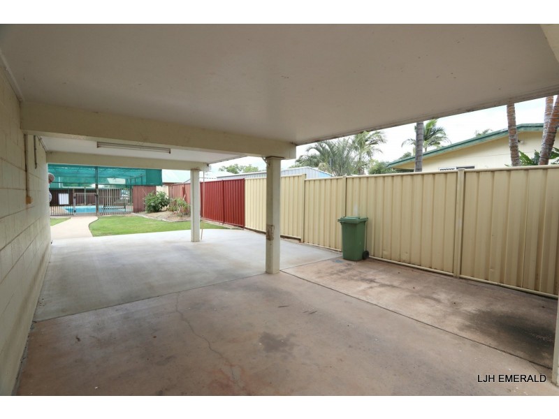 4 Garnet Street, Emerald QLD 4720