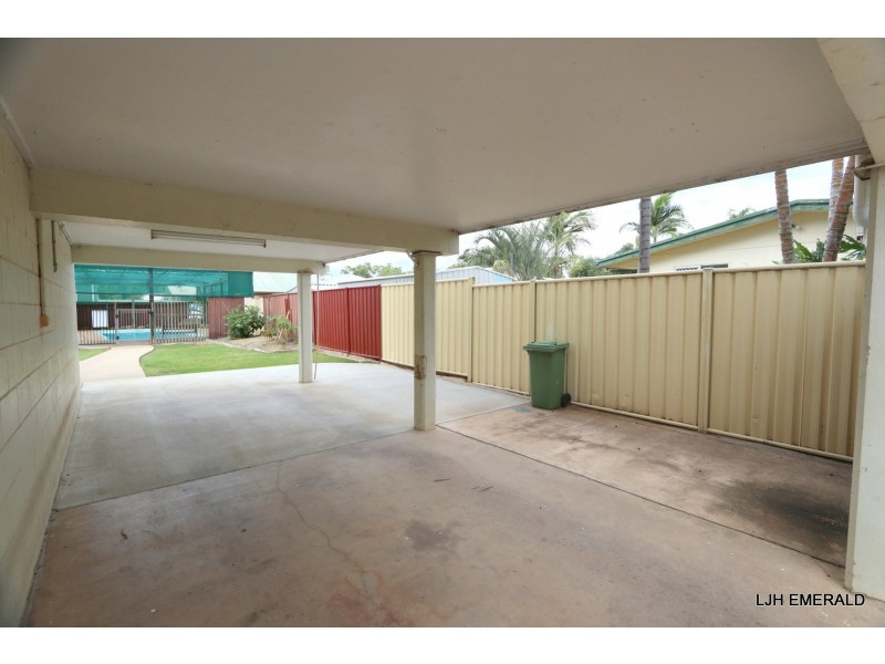 4 Garnet Street, Emerald QLD 4720