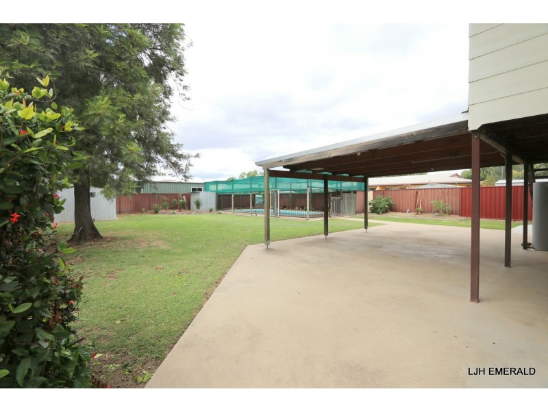4 Garnet Street, Emerald QLD 4720