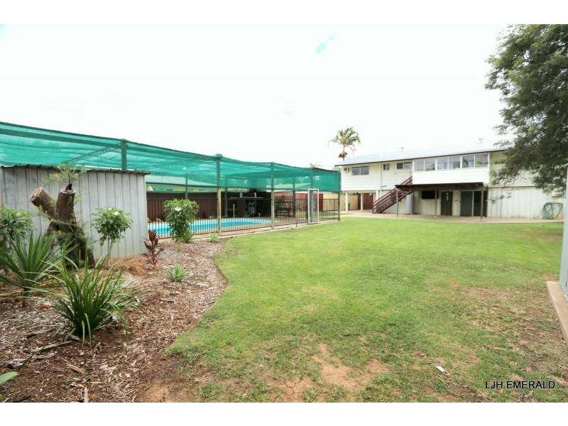 4 Garnet Street, Emerald QLD 4720