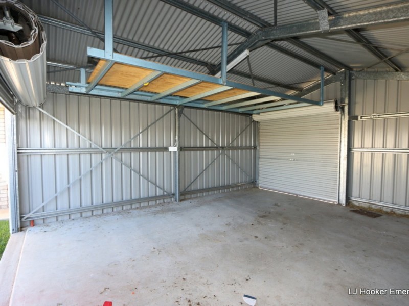 14 Easton Street, Emerald QLD 4720