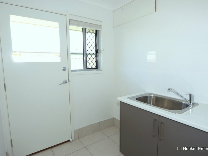 14 Easton Street, Emerald QLD 4720