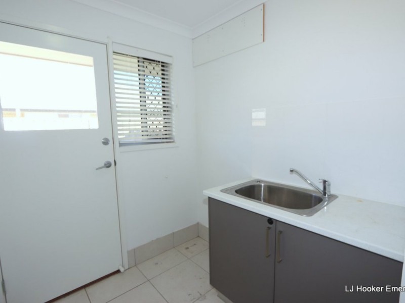 14 Easton Street, Emerald QLD 4720