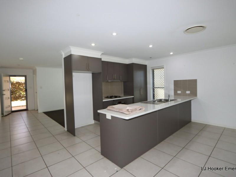 14 Easton Street, Emerald QLD 4720