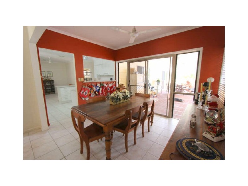 7 Ward Place, Emerald QLD 4720