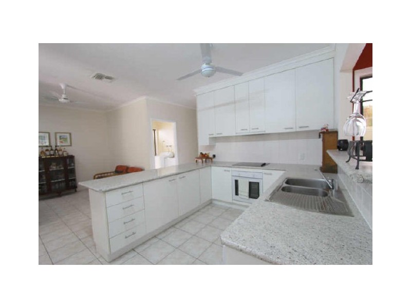 7 Ward Place, Emerald QLD 4720