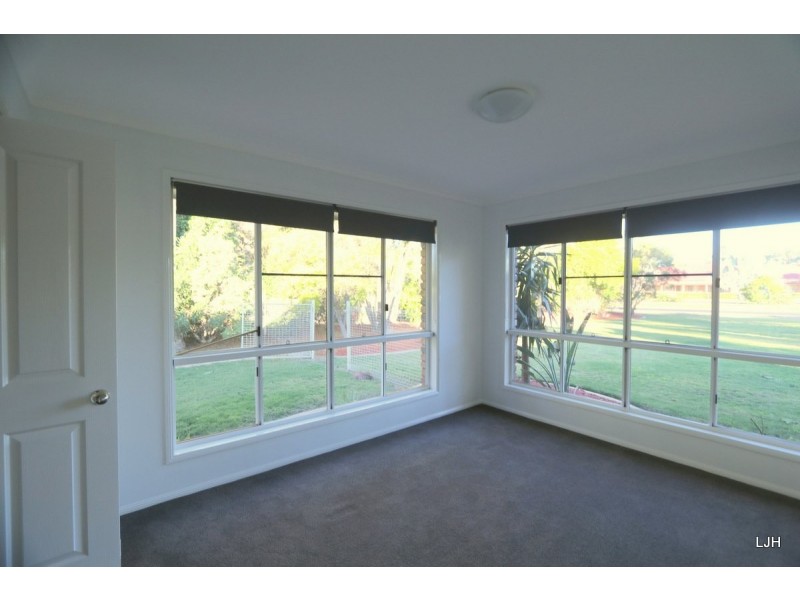 12 Cunningham Drive, Emerald QLD 4720