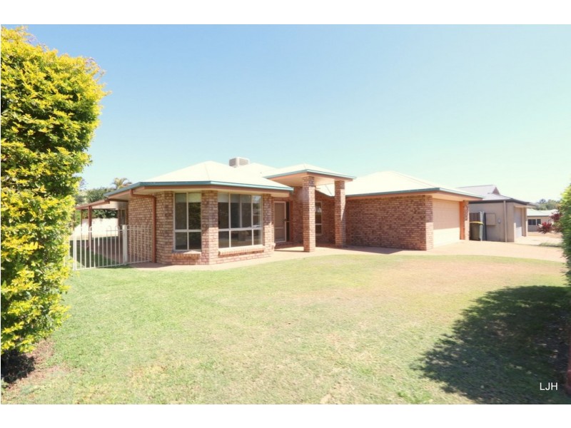 63 Crinum Crescent, Emerald QLD 4720